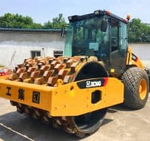 XCMG factory 12 ton vibratory roller compactor XS123 price